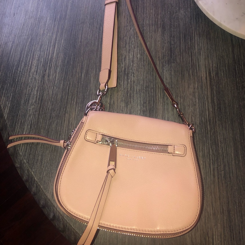 Marc Jacobs Crossbody in blush pink